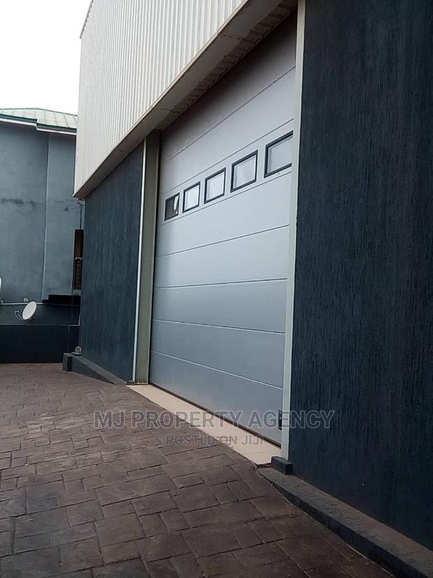 1300 SQM Warehouse Newly Built · Photo 1