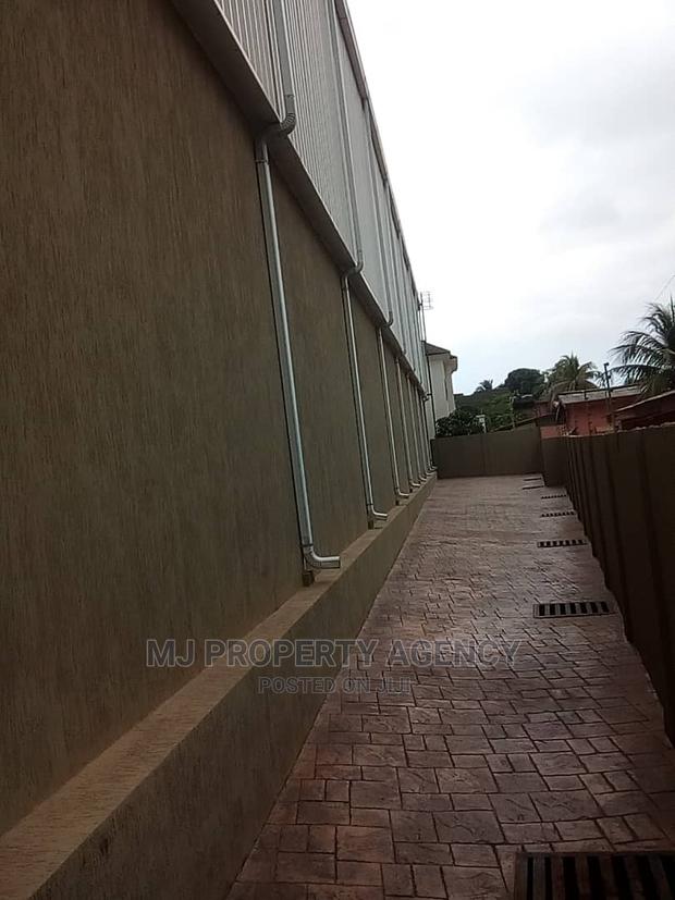 1300 SQM Warehouse Newly Built · Photo 3