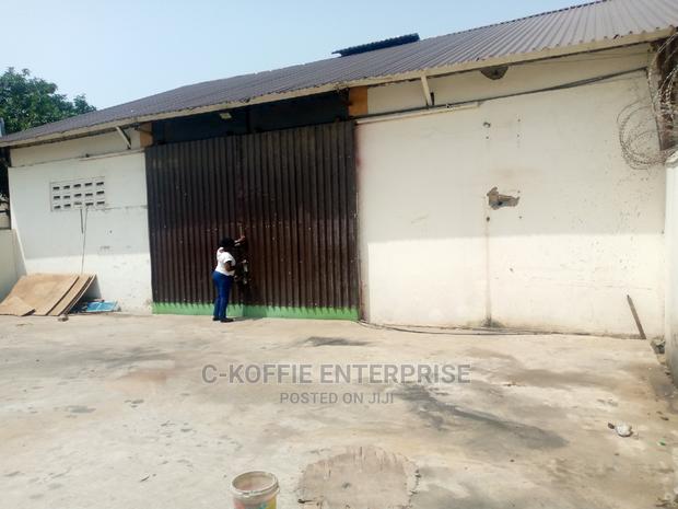 350sqm Self Compound Warehouse at North Kaneshie · Photo 2