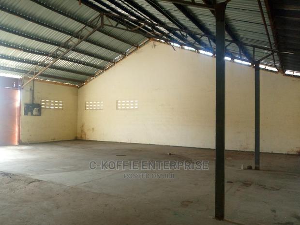 350sqm Self Compound Warehouse at North Kaneshie · Photo 4