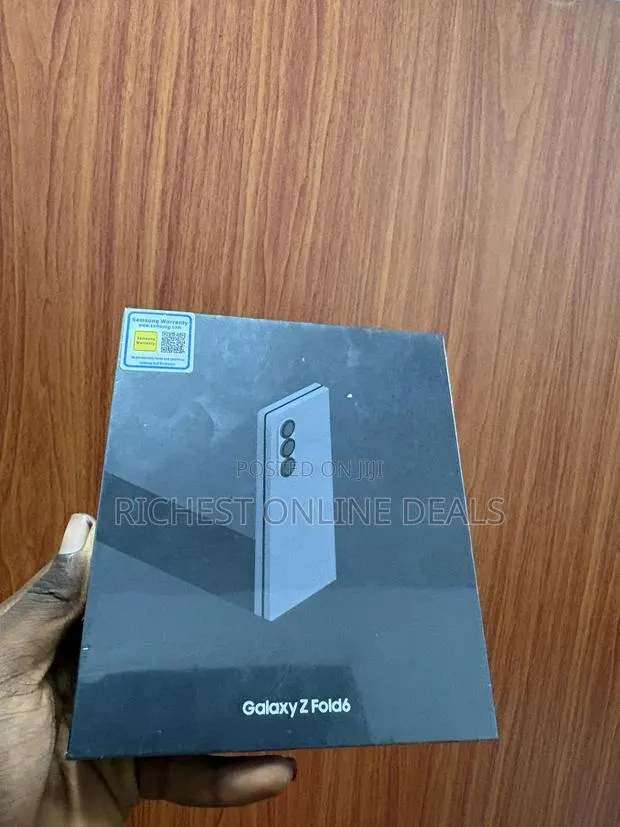 New Samsung Galaxy Z Fold6 512 GB Blue · Photo 1
