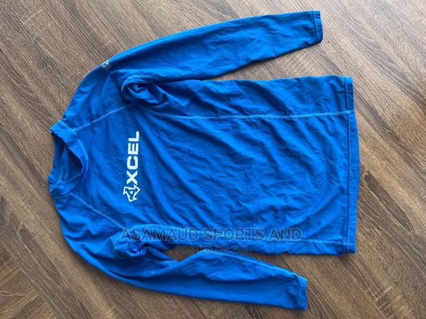 Training Vest at Cool Price · Photo 2