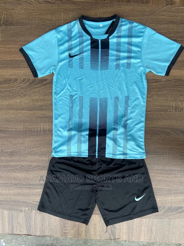 Set of JERSEY’S for Cooperate Use at Cool Price · Photo 1