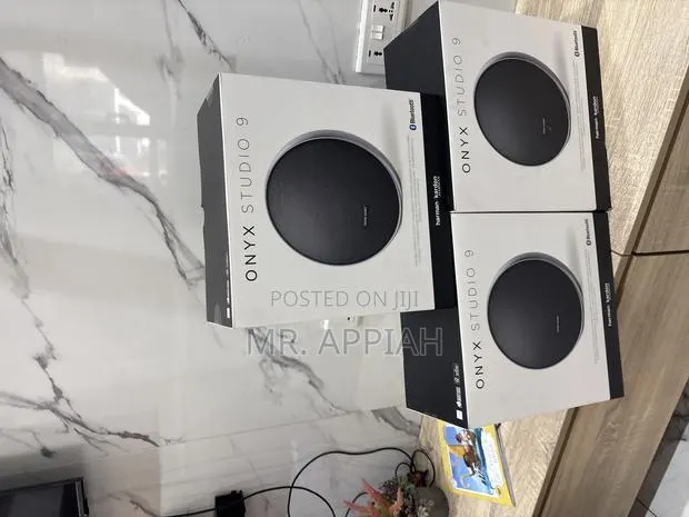 Fresh in Box Onyx 9 Portable Bluetooth Speaker(Black)Wireless · Photo 1