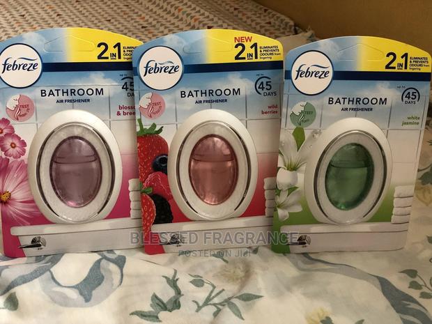 Febreze Bathroom Air Freshener · Photo 1