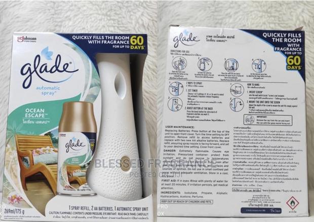 Glade Automatic Spray Machine · Photo 5