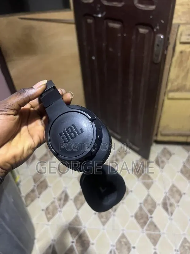 Headset From US. Original JBL Headsets · Photo 1