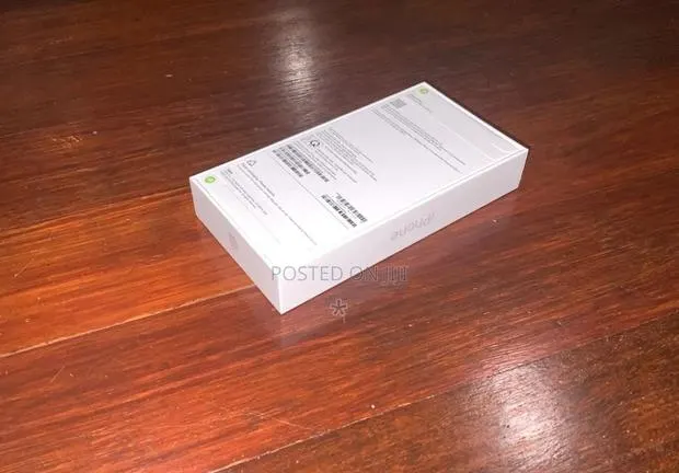 New Apple iPhone 17 Pro Max 256 GB Silver · Photo 1