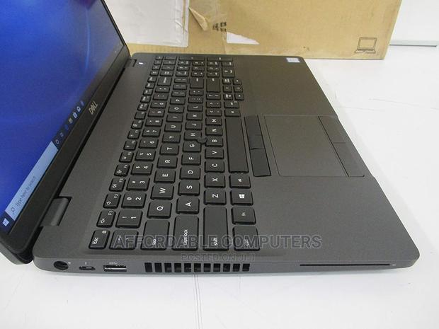 New Laptop Dell Latitude 5580 16GB Intel Core I7 SSD 256GB · Photo 3