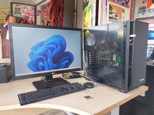 New Gigabyte GA-H110MSTX-HD3-ZK 16GB Intel Core I7 SSD 256GB · Photo 2