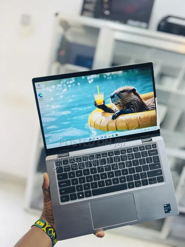 Laptop Dell Latitude 7420 16GB Intel Core i7 SSD 512GB · Photo 1