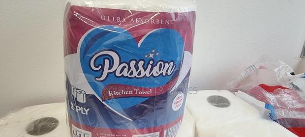 Passion Kitchen Medium Towel · Photo 1
