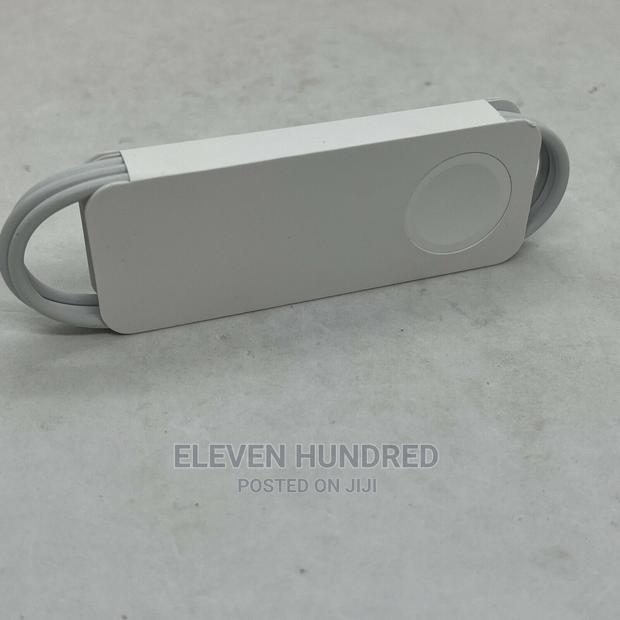 Genuine Apple Watch Magnetic Fast Charger to Usb-C Cable · Photo 4