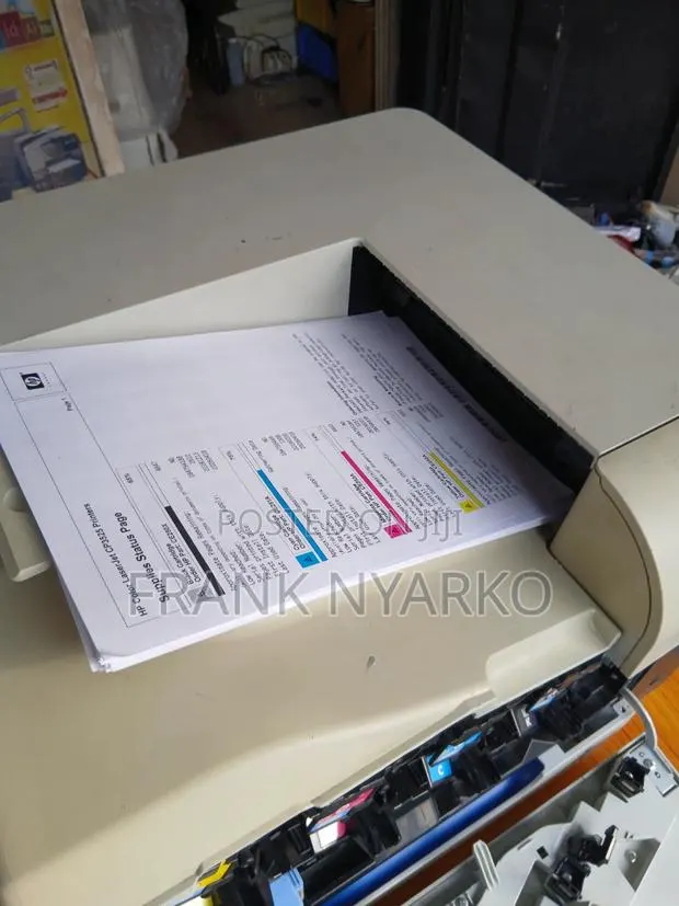 HP Color Laserjet Cp3525x · Photo 4