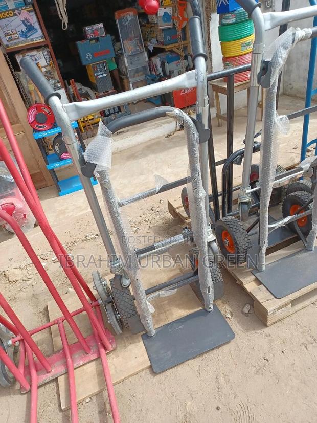 Four Wheels Trolley · Photo 1
