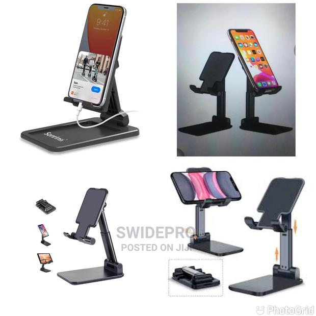 Mobile Phone Holder for Desk or Table · Photo 1