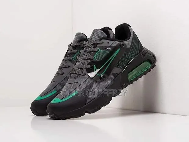 Original Nike Airmax Flywire Green · Photo 1