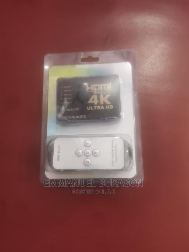 HDMI Switch With 5 Input · Photo 2