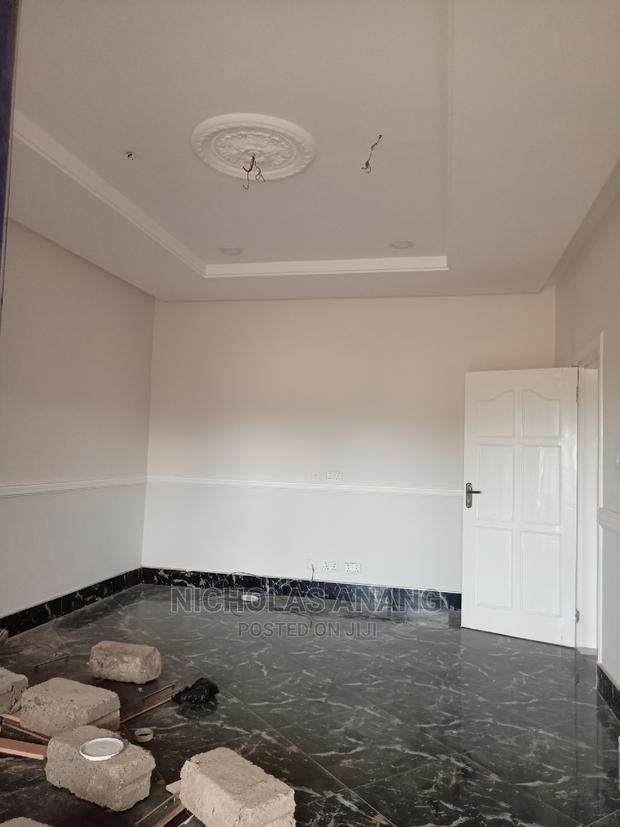2bdrm Apartment in The Dorns Properties, New Town for rent · Photo 4
