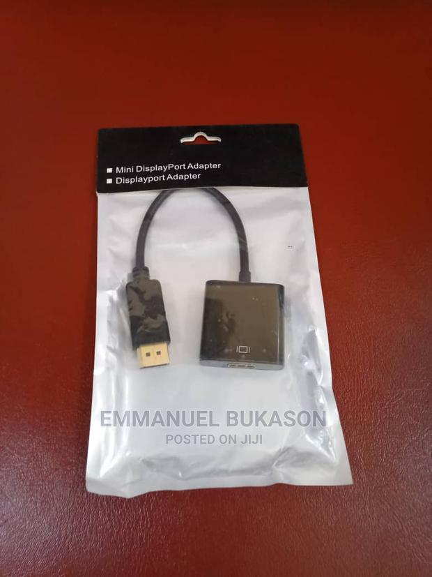 Dislay Port to VGA Converter · Photo 1