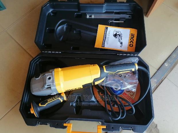 AG24008-1 (Angle Grinder 2400w With Case) · Photo 3