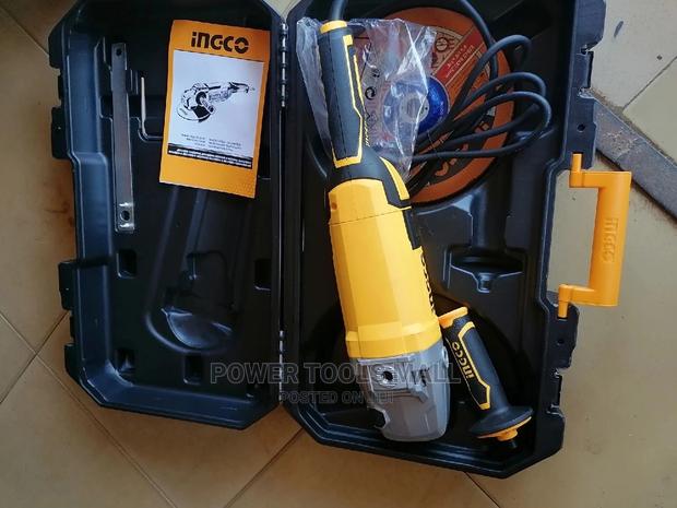 AG24008-1 (Angle Grinder 2400w With Case) · Photo 2