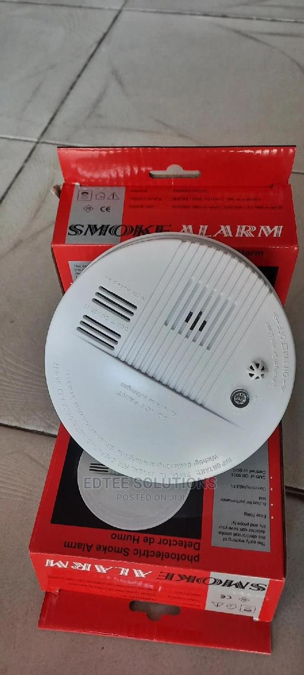 9v Battery Fire Alarm Smoke Detector · Photo 1
