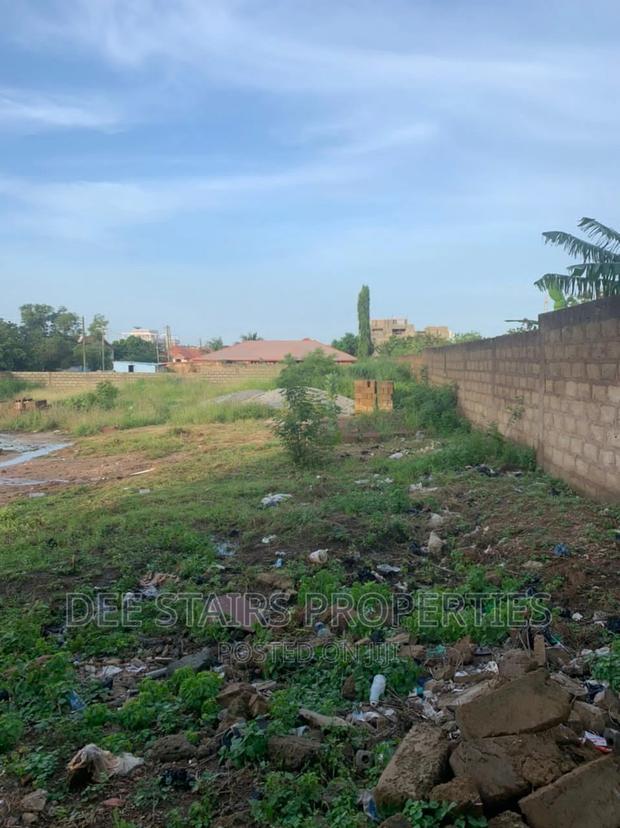 2 Plot of Land of Titled Land for Sale at East Airpot · Photo 4