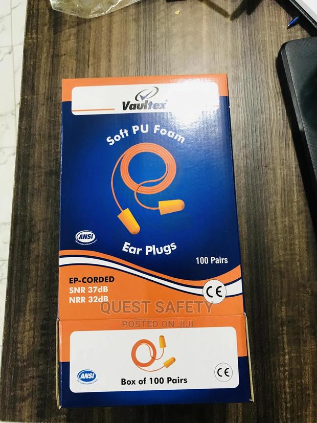Ear Plugs (100pcs) · Photo 2