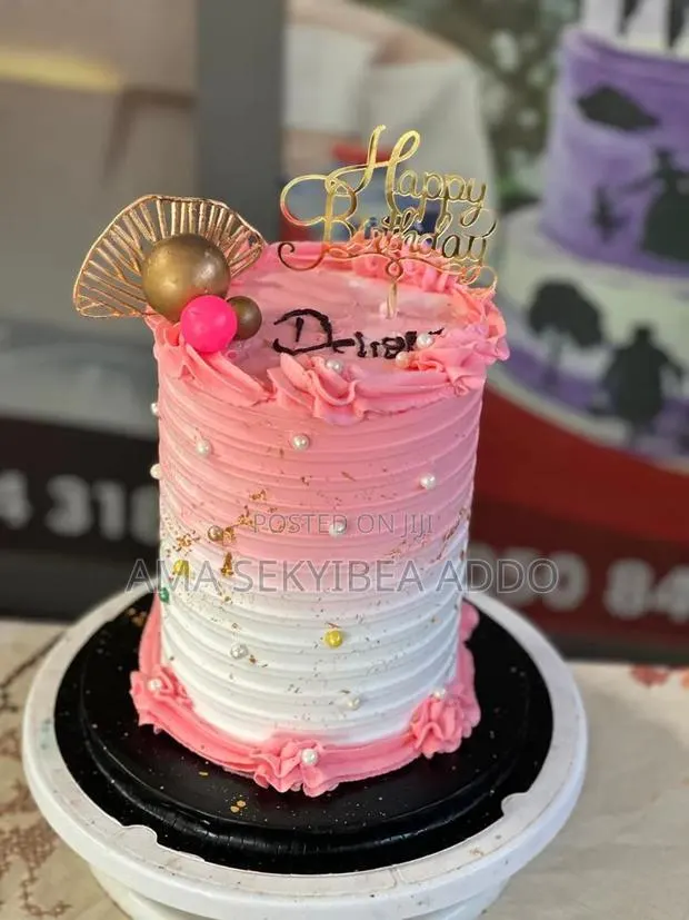 Celebration Cakes · Photo 1