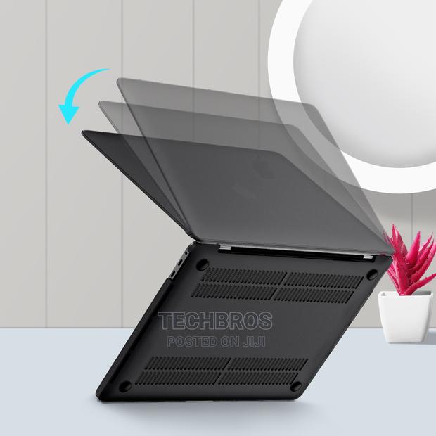 16 Inches Macbook Cases M1/M2 · Photo 1
