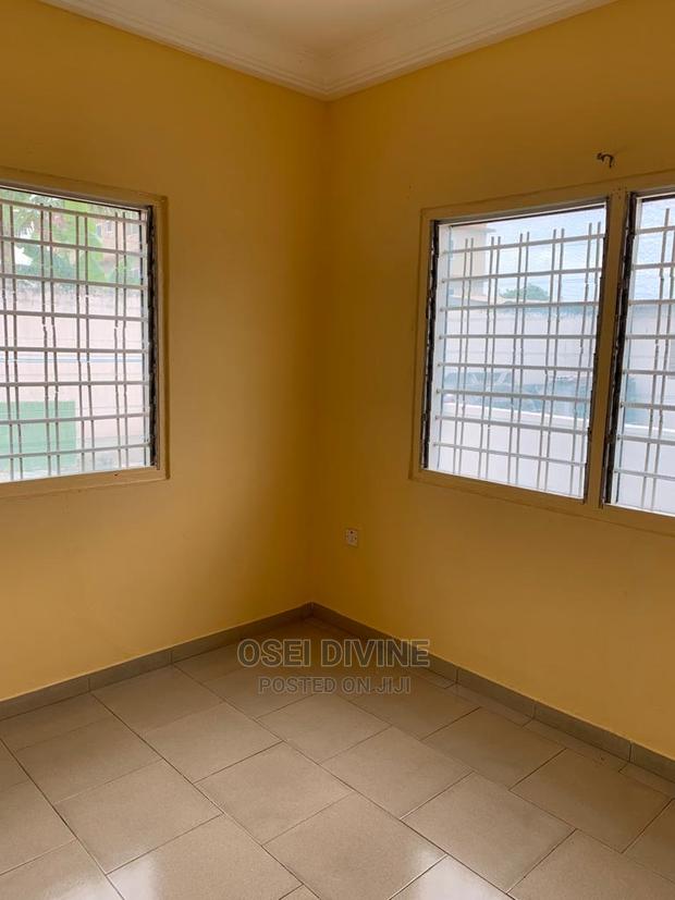 Excellent 3bedrooms Self Compound House · Photo 3