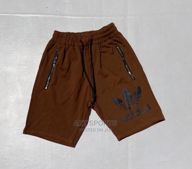 Adidas Shorts · Photo 2