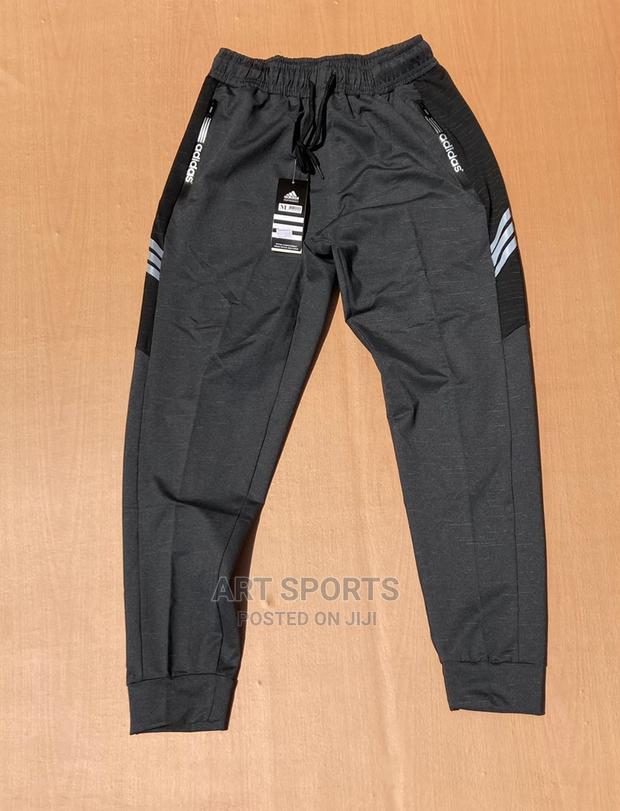Adidas Joggers · Photo 1