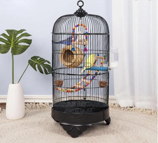 Large Metallic Parrot Cages · Photo 1