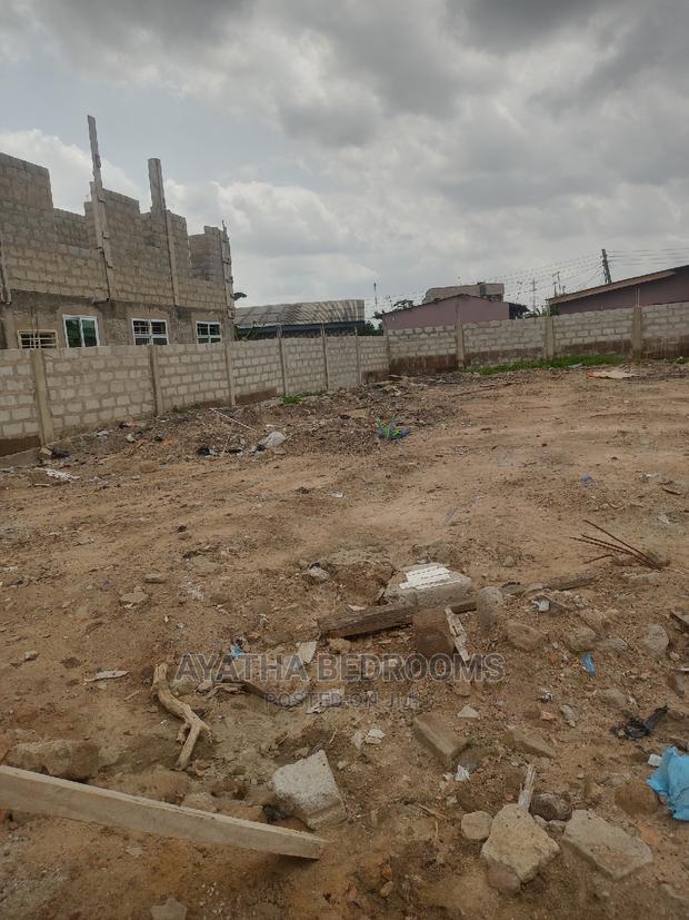Full Plot of Land for Sale at Teshie Penny to Bushroad · Photo 6