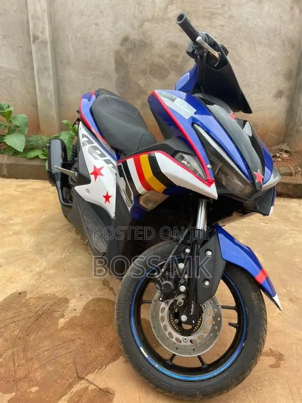Yamaha Aerox 2022 Blue · Photo 2