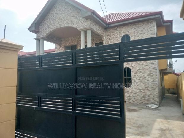 3bdrm Apartment in Hfc Estate, Spintex for rent · Photo 2