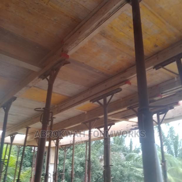 Slabs/Slabs/Decking/Steel Deexking/Acro Jacks/Props · Photo 5