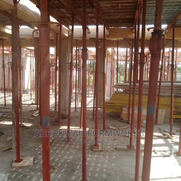 Slabs/Decking/Formworks/Woods/2by4/Boards/Plywood/Bamboo · Photo 1