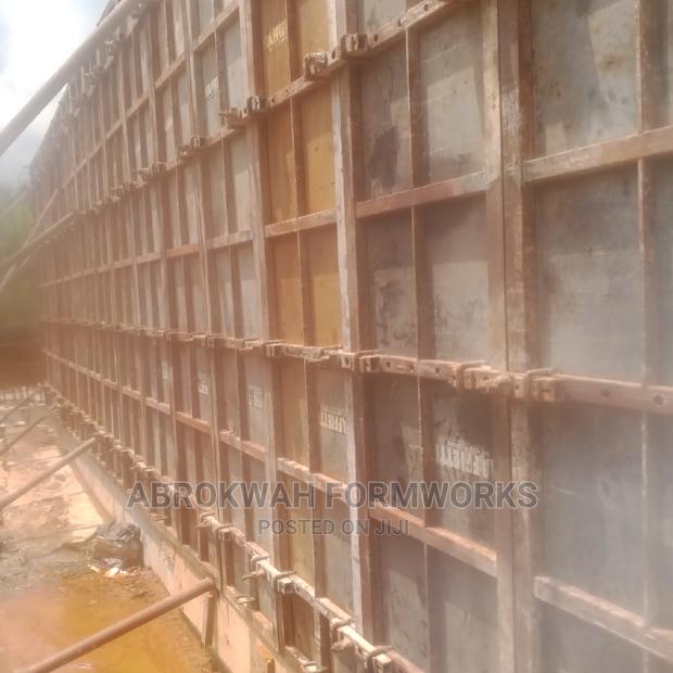 Formwork/Walls/Retaining Wall/Marine Woods/Formwork/Concrete · Photo 2