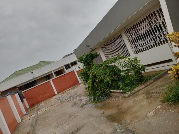 4bdrm House in Ayathar Bedroom, First Junction for Rent · Photo 2