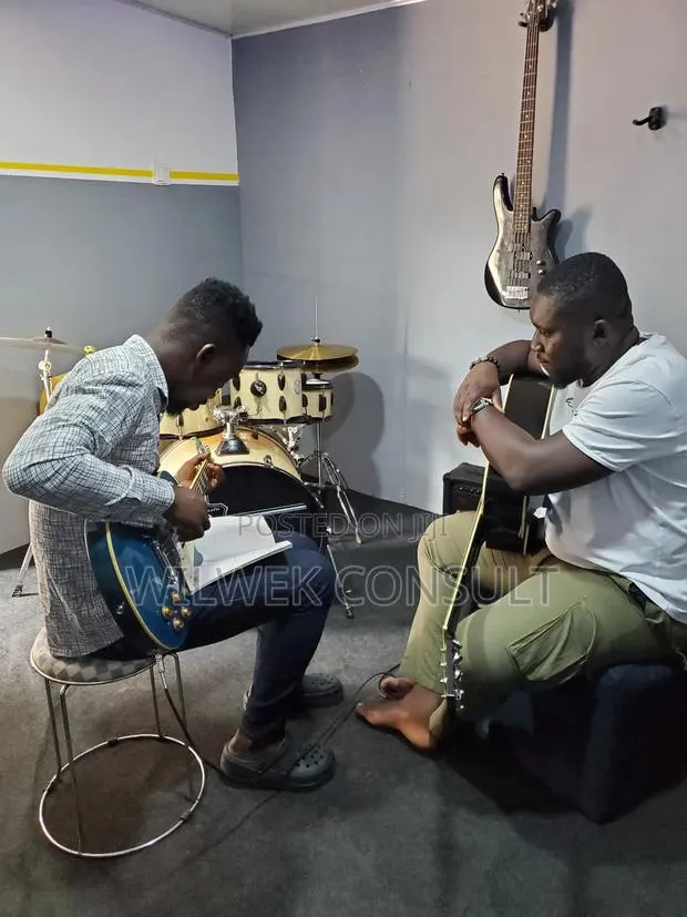 Guitar Lessons · Photo 1