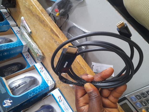 Type C to HDMI Cable · Photo 1