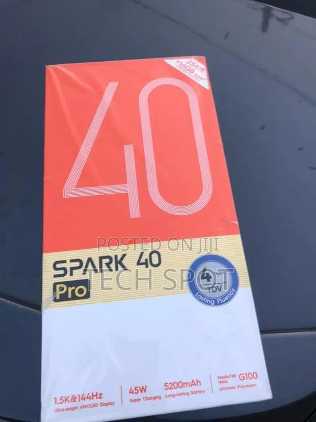 New Tecno Spark 40 Pro 256 GB Gold · Photo 1