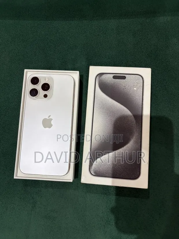 Apple iPhone 15 Pro Max 256 GB White