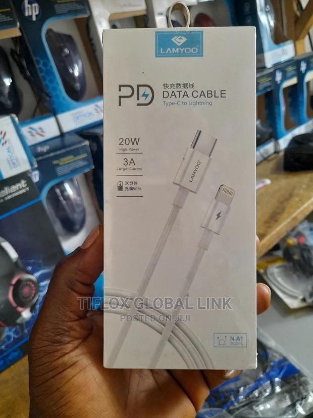 Type C to Lighting Cable · Photo 2
