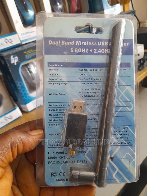 Dual Band Wireless USB Adapter(5.8ghz +2.4ghz) · Photo 1