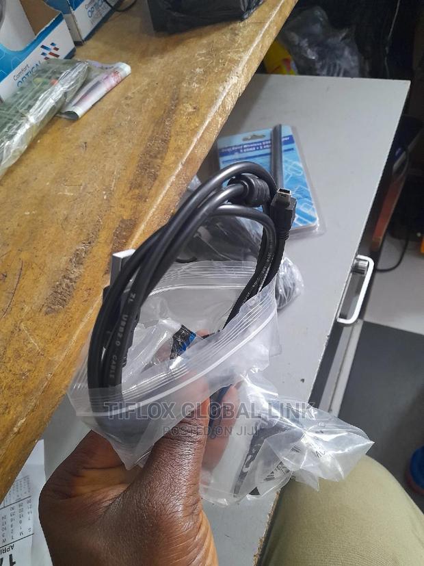 V3 Cable With Ic · Photo 1