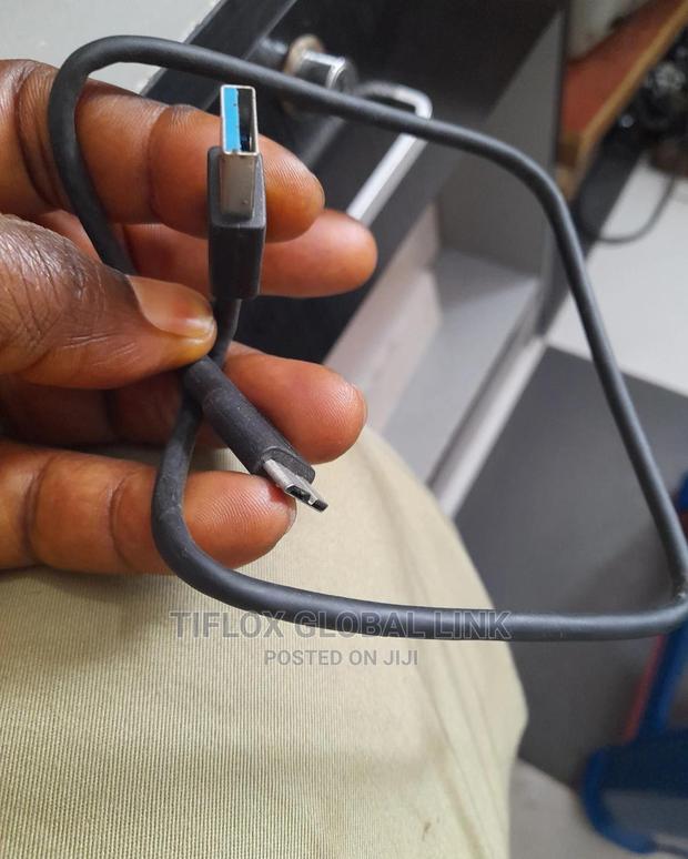 Hard Drive to Usb 3.0 · Photo 1